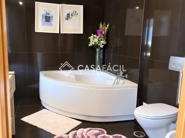 Apartamento T4 para Venda em Alcochete