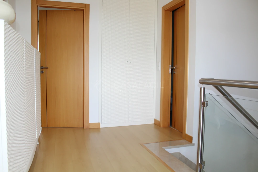 Apartamento T4 para Venda em Alcochete Foto 18