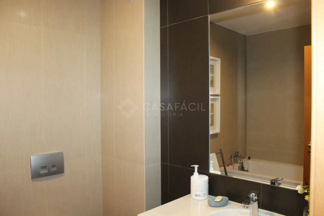 Apartamento T4 para Venda em Alcochete Foto 8