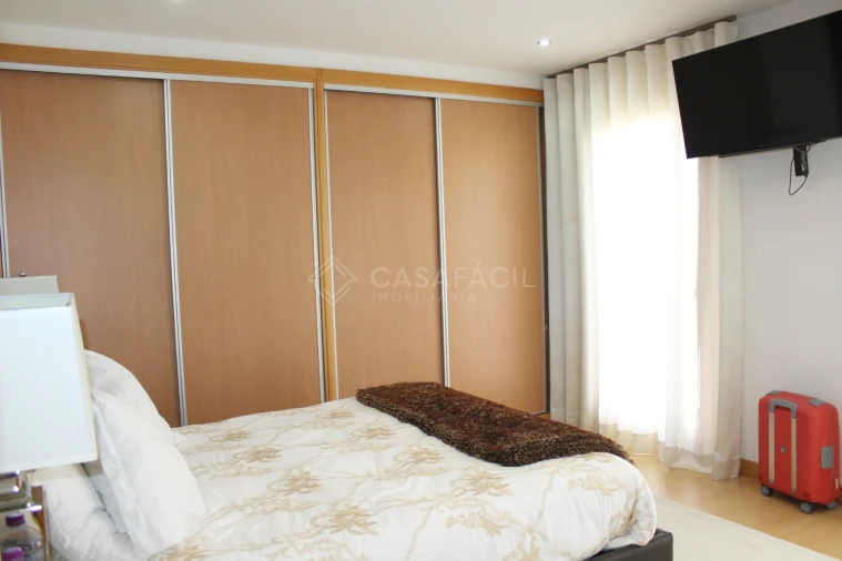 Apartamento T4 para Venda em Alcochete Foto 22