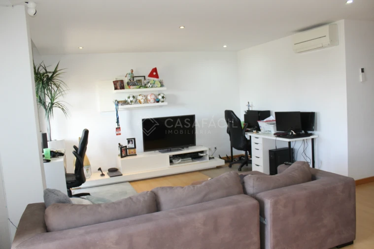 Apartamento T4 para Venda em Alcochete Foto 10
