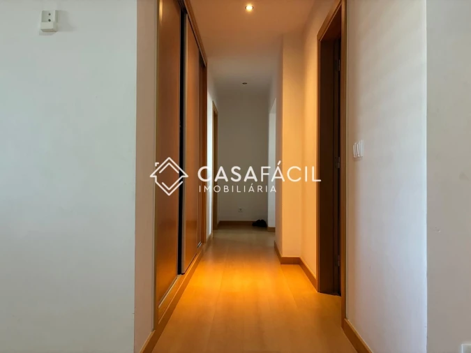 Apartamento T4 para Venda em Alcochete Foto 37