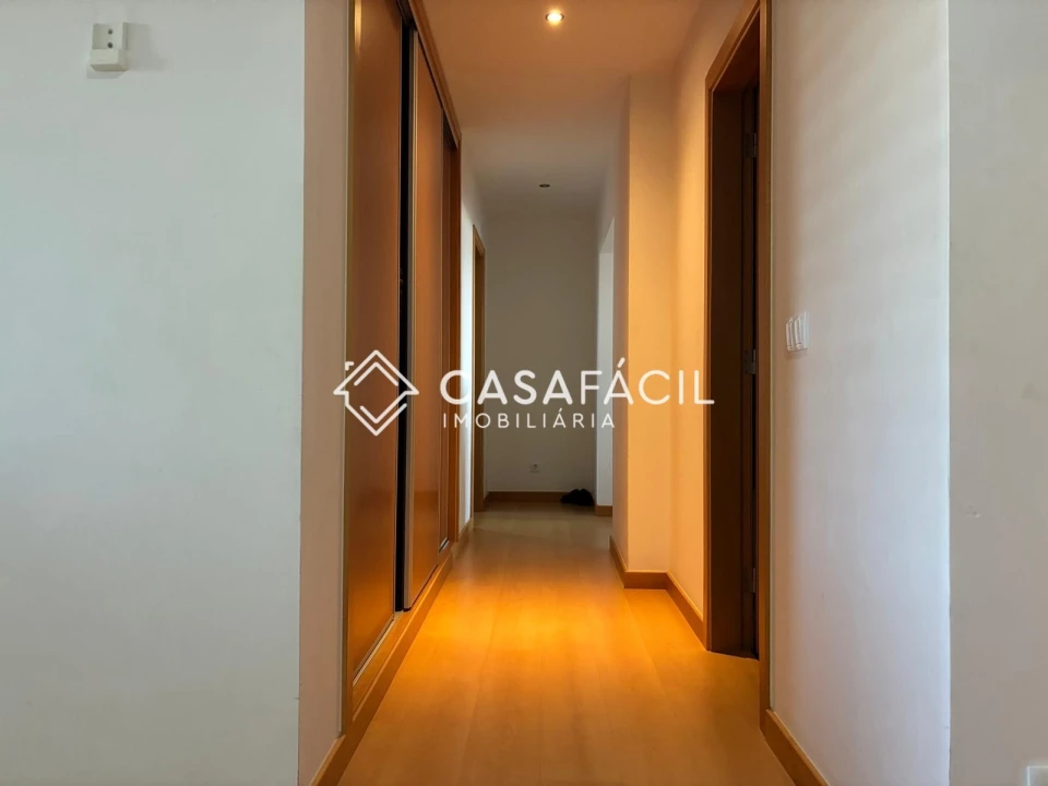 Apartamento T4 para Venda em Alcochete Foto 37