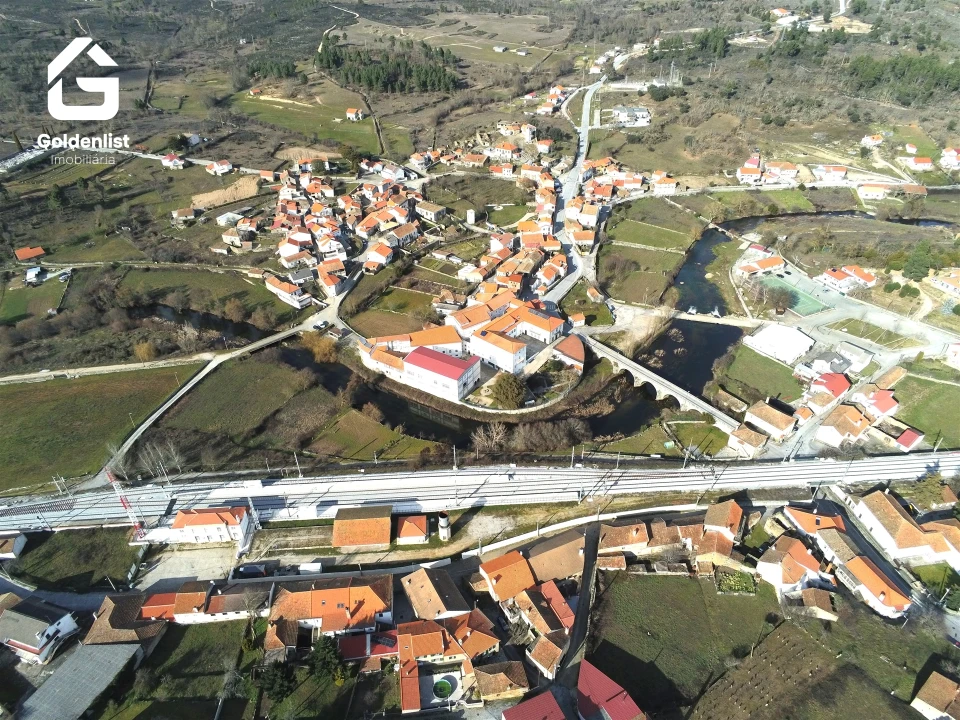 Moradia T0 para Venda em Cerdeira Foto 27