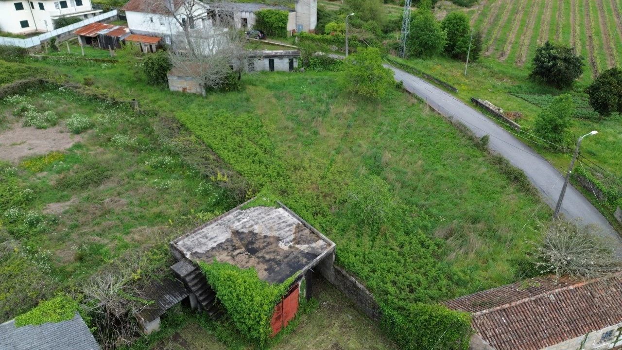Terreno para Venda em Cabração e Moreira do Lima Foto 3