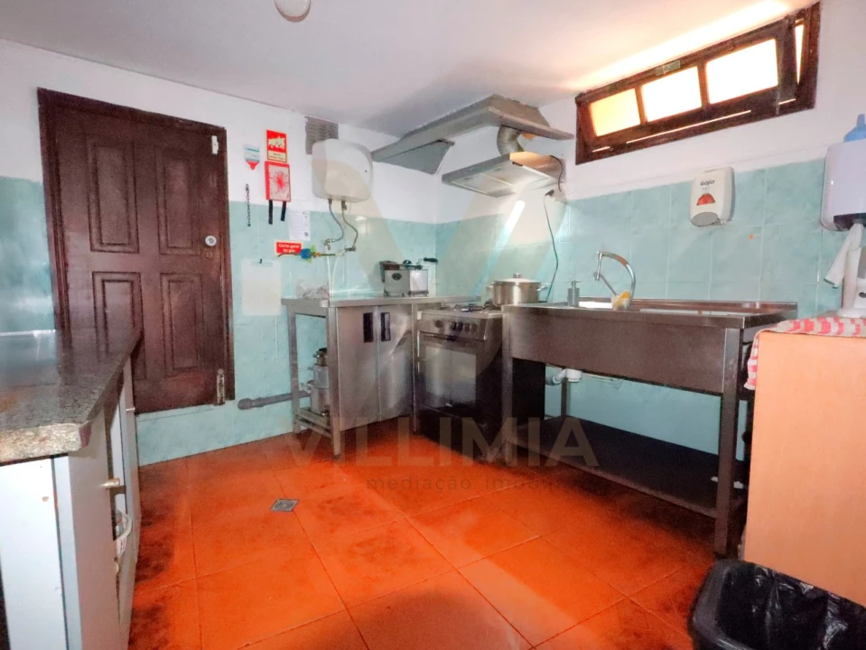 Moradia T4 para Venda em Arcozelo Foto 14