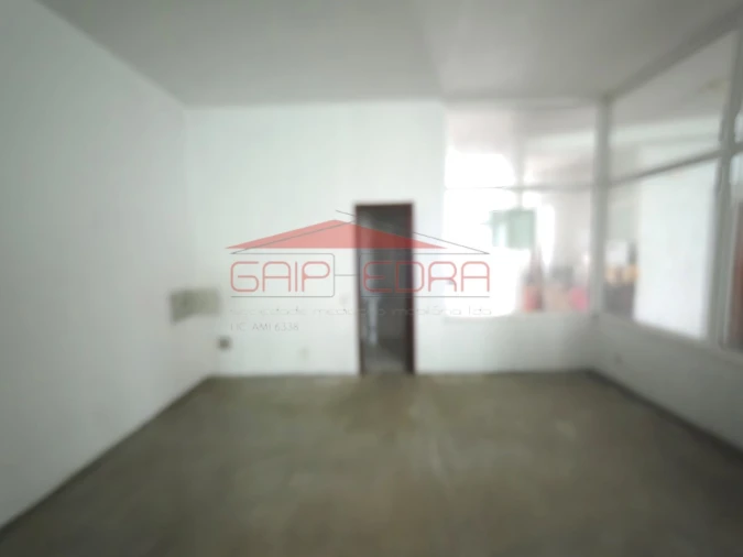 Loja para Venda em Vila Cova da Lixa e Borba de Godim Foto 3