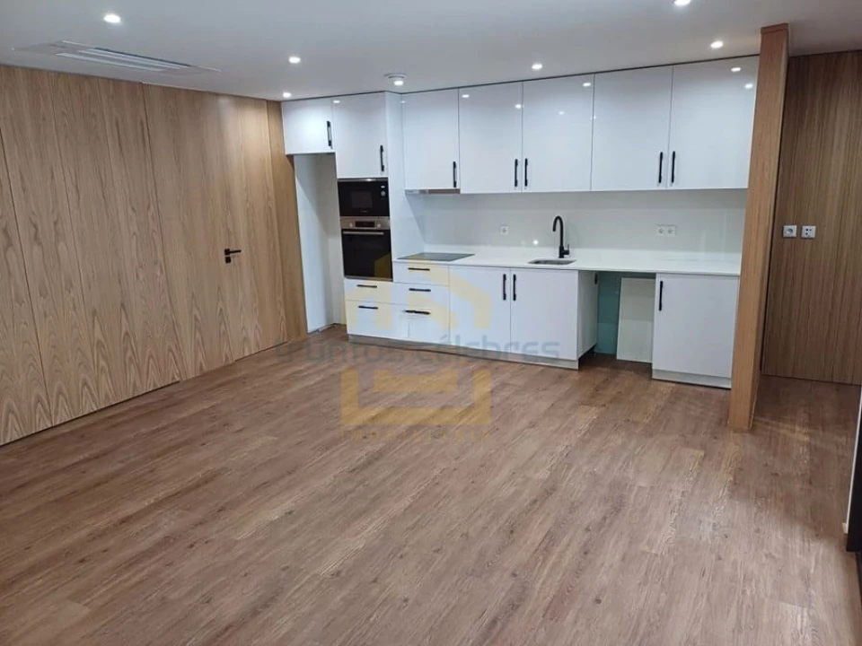 Moradia T2 para Venda em Aver-O-Mar, Amorim e Terroso Foto 11