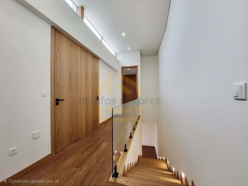 Moradia T3 para Venda em Aver-O-Mar, Amorim e Terroso Foto 28