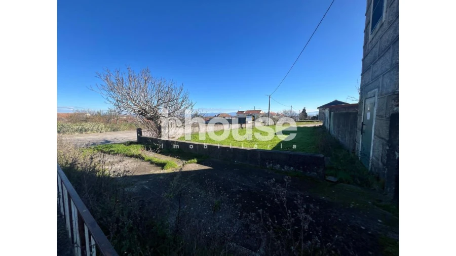 Moradia T4 para Venda em Ervões Foto 31