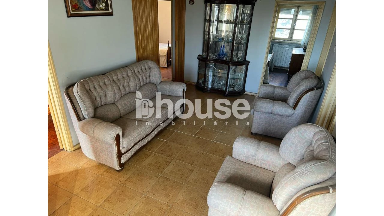 Moradia T4 para Venda em Ervões Foto 14