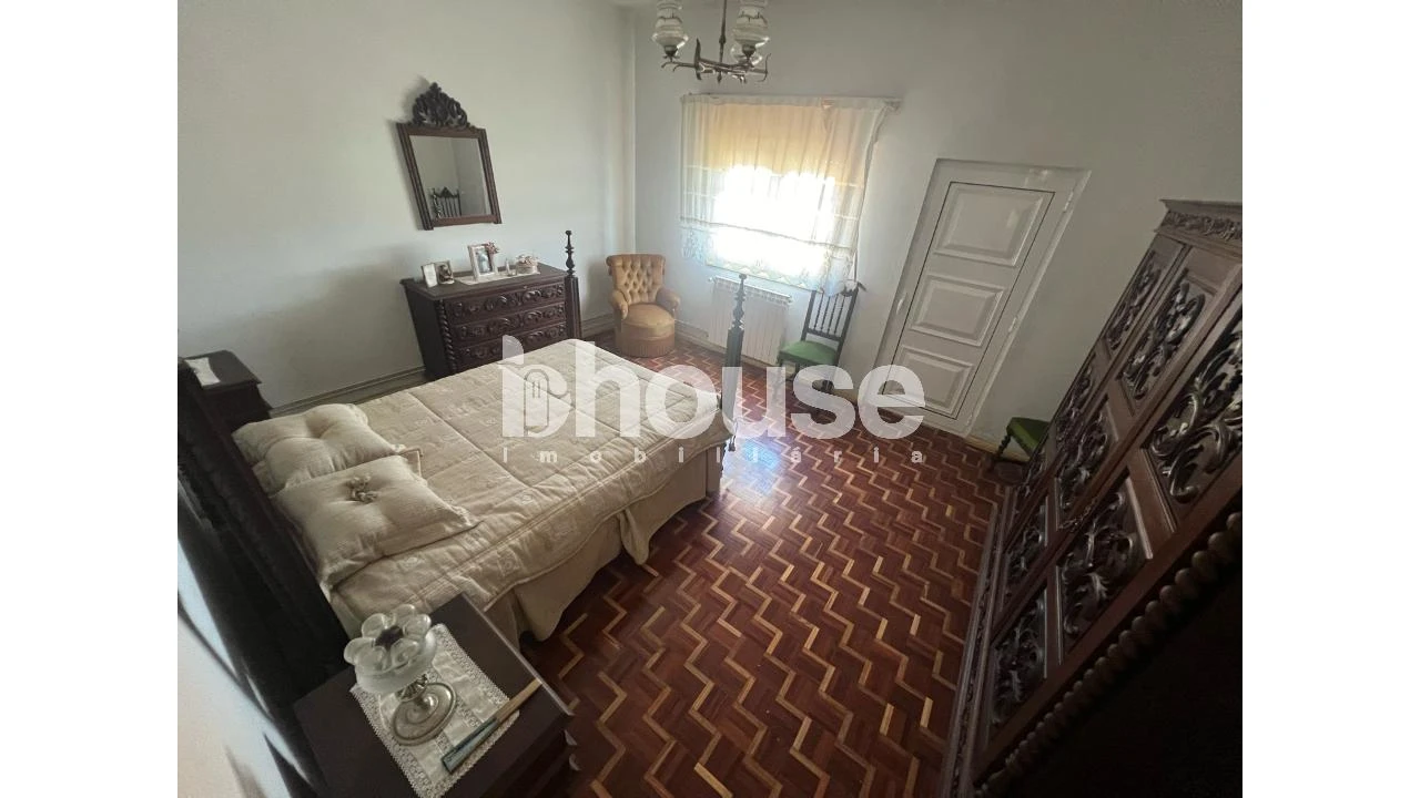 Moradia T4 para Venda em Ervões Foto 15