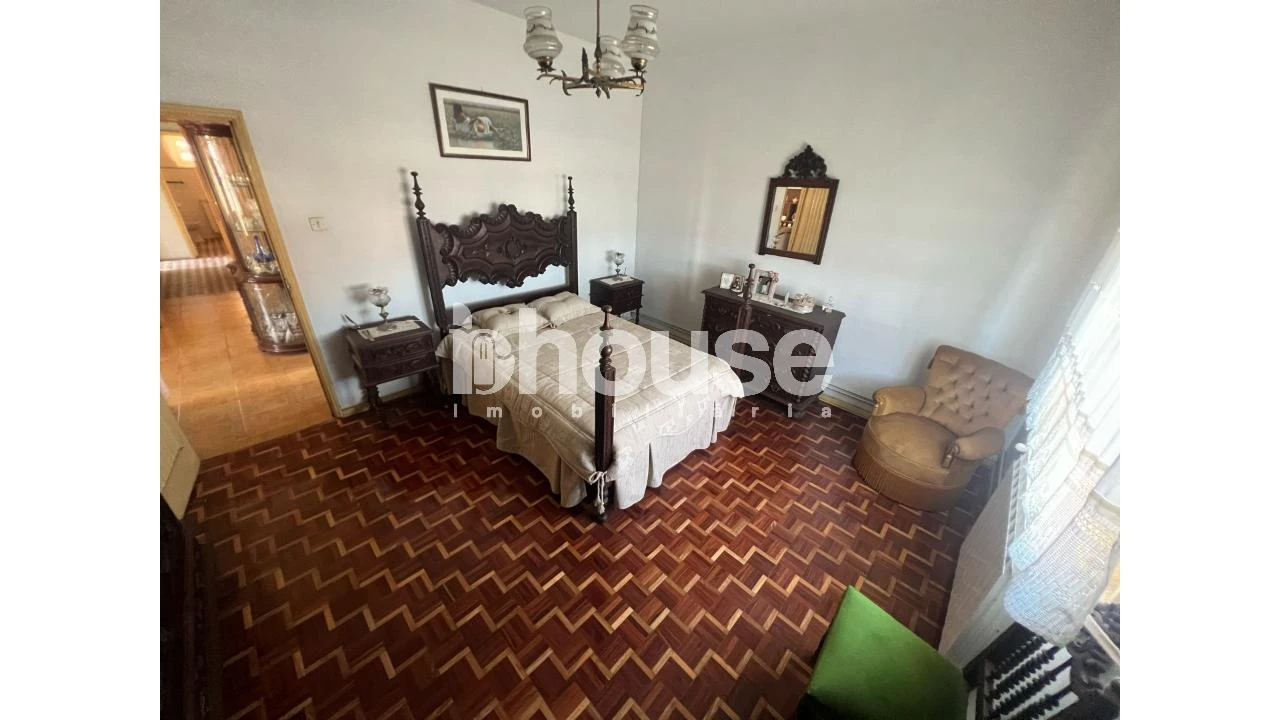 Moradia T4 para Venda em Ervões Foto 17