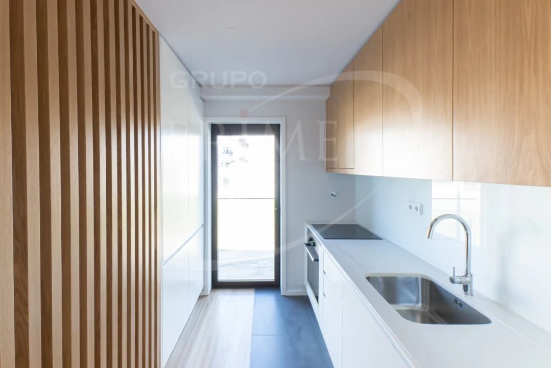 Apartamento T3 para Venda em Ramalde Foto 4