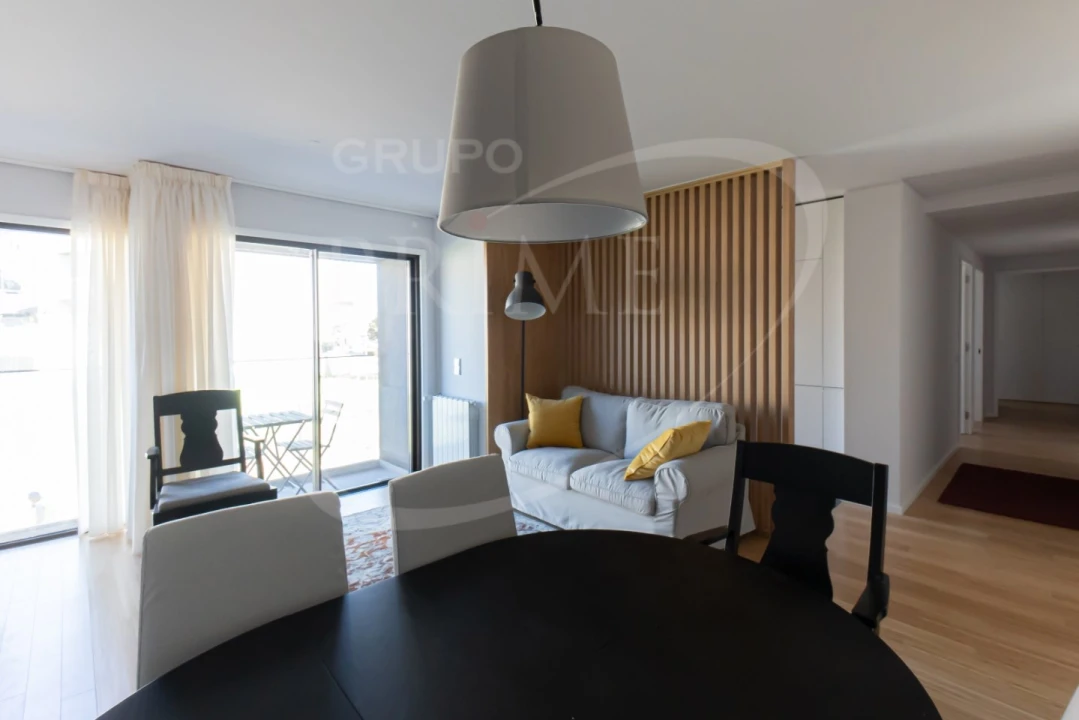 Apartamento T3 para Venda em Ramalde Foto 7