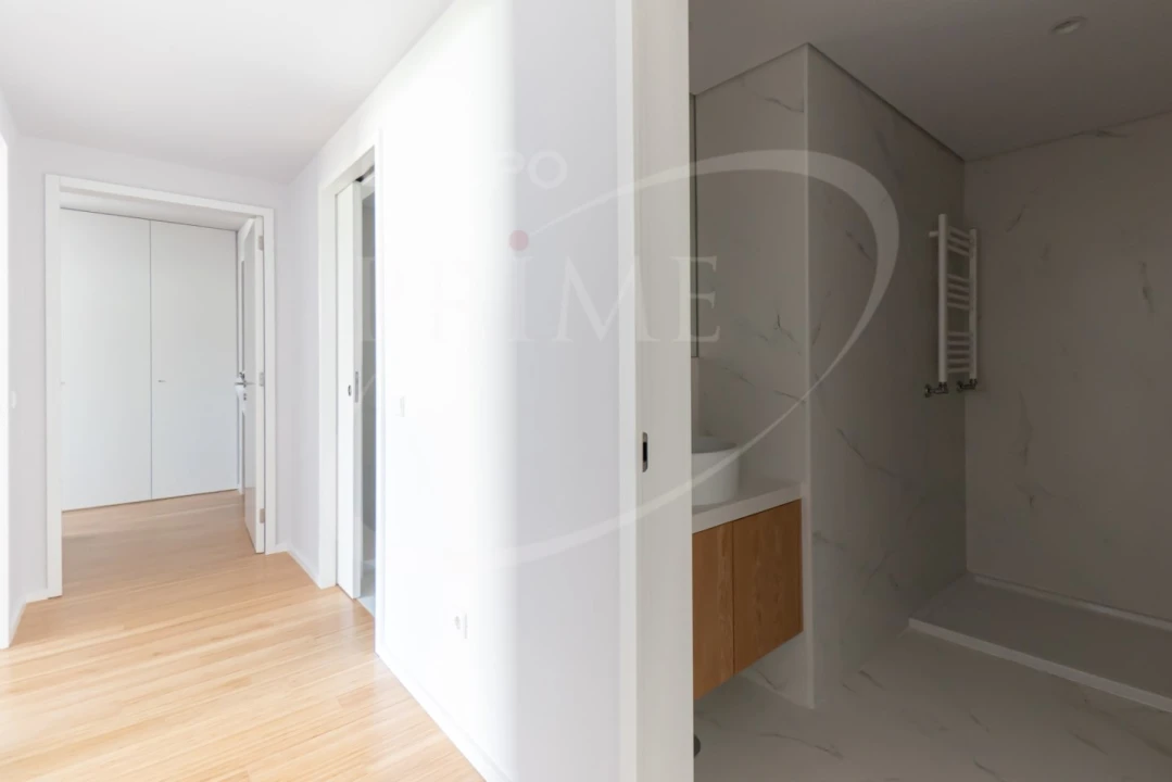 Apartamento T3 para Venda em Ramalde Foto 12