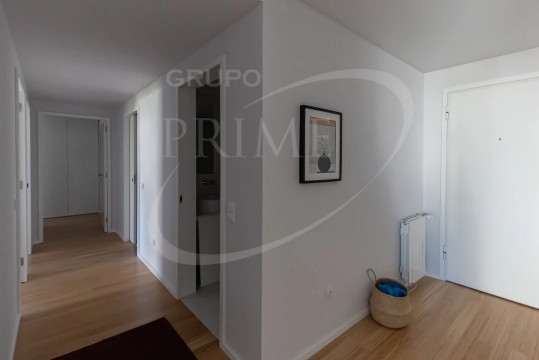 Apartamento T3 para Venda em Ramalde Foto 14