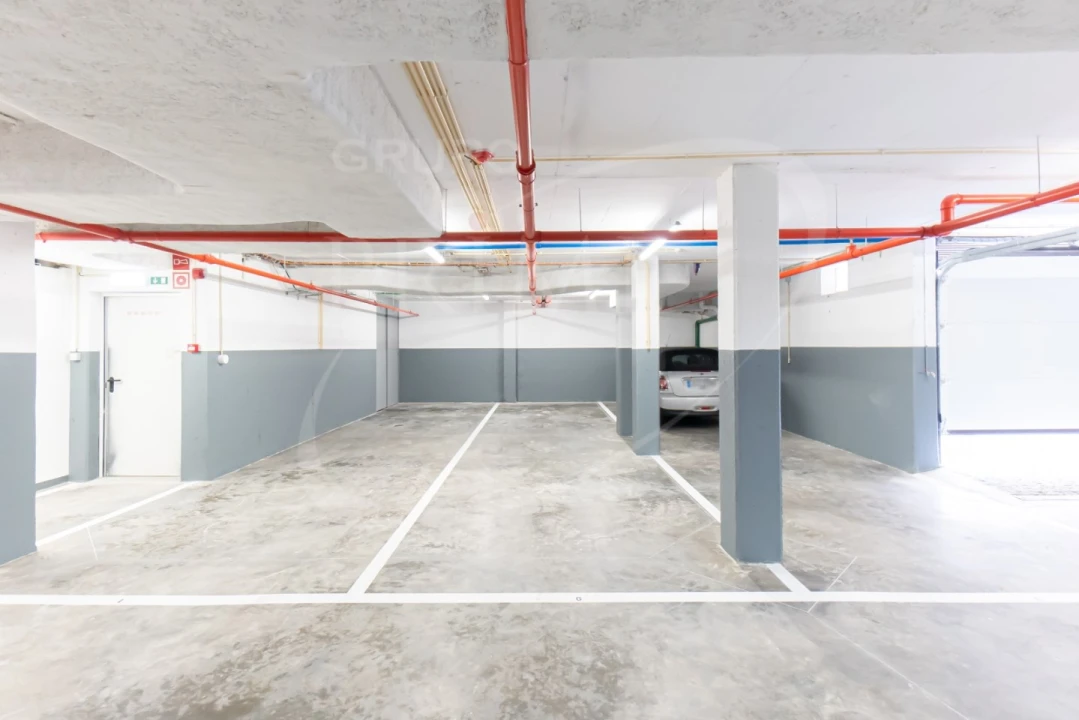 Apartamento T3 para Venda em Ramalde Foto 32