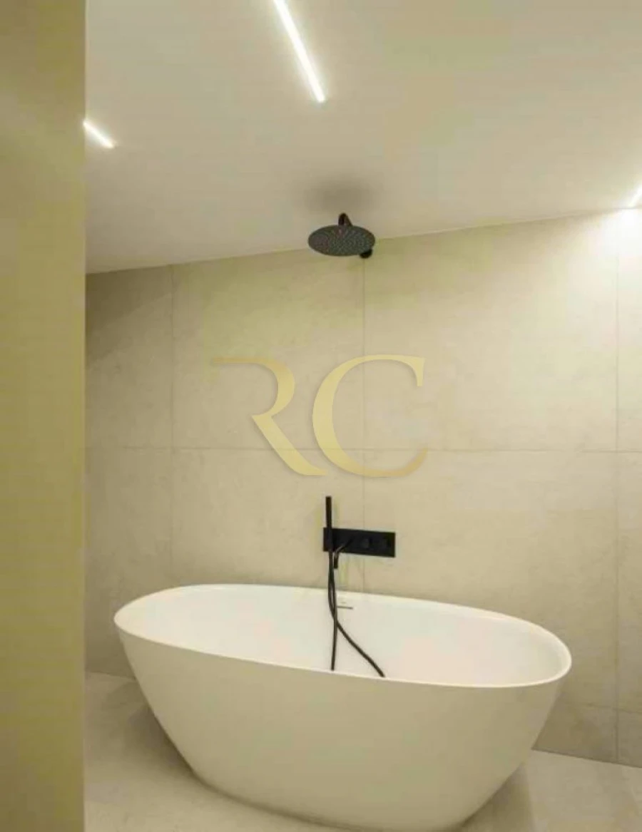 Apartamento T0 para Venda em Cedofeita, Santo Ildefonso, Sé, Miragaia, São Nicolau e Vitória Foto 20