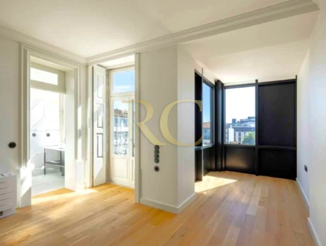 Apartamento T0 para Venda em Cedofeita, Santo Ildefonso, Sé, Miragaia, São Nicolau e Vitória Foto 1