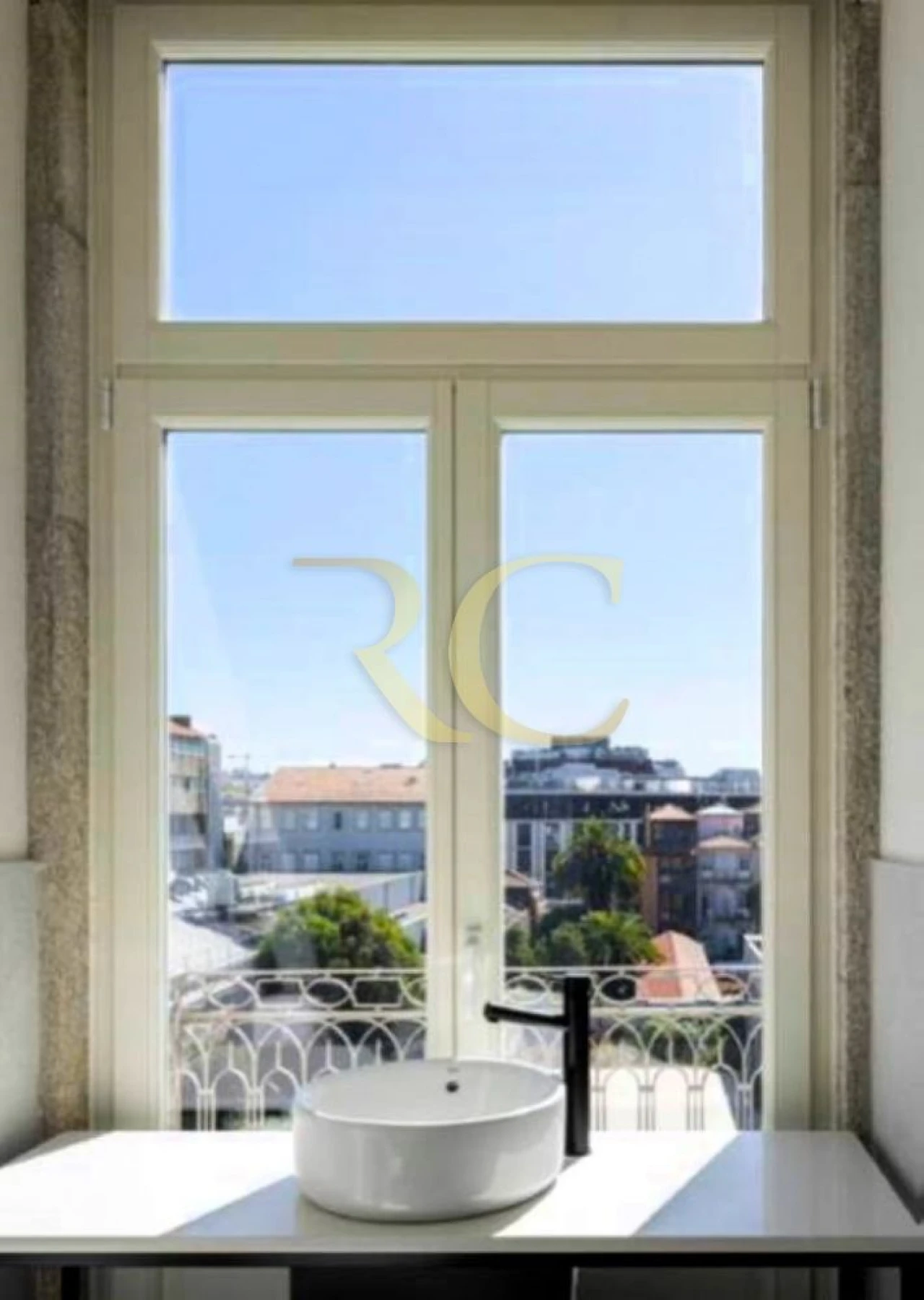 Apartamento T0 para Venda em Cedofeita, Santo Ildefonso, Sé, Miragaia, São Nicolau e Vitória Foto 4