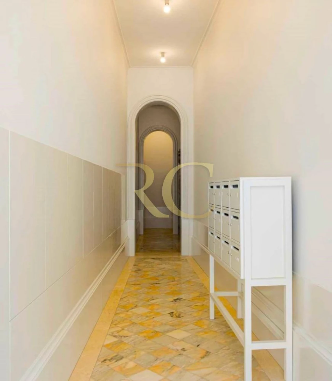 Apartamento T0 para Venda em Cedofeita, Santo Ildefonso, Sé, Miragaia, São Nicolau e Vitória Foto 14