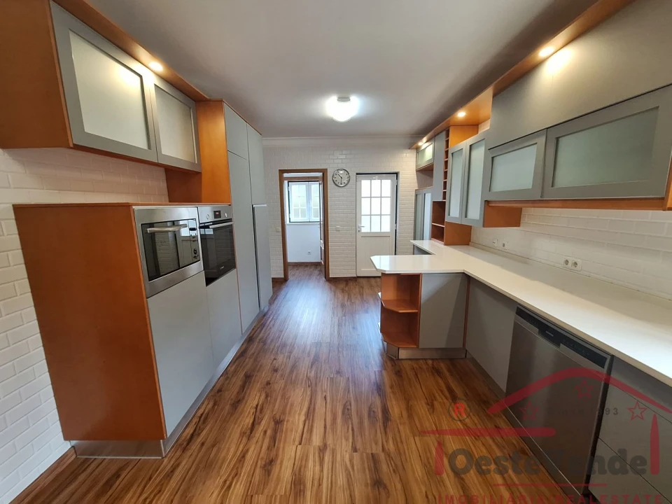 Moradia T4 para Venda em Cadaval e Pêro Moniz Foto 18