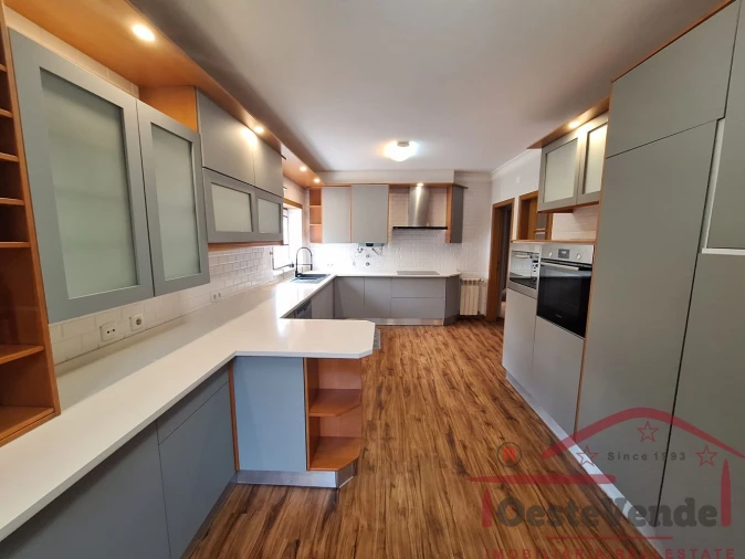 Moradia T4 para Venda em Cadaval e Pêro Moniz Foto 21