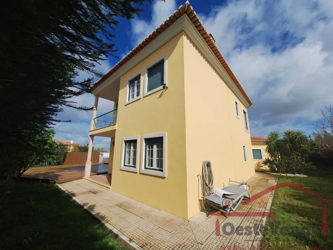 Moradia T4 para Venda em Cadaval e Pêro Moniz Foto 11