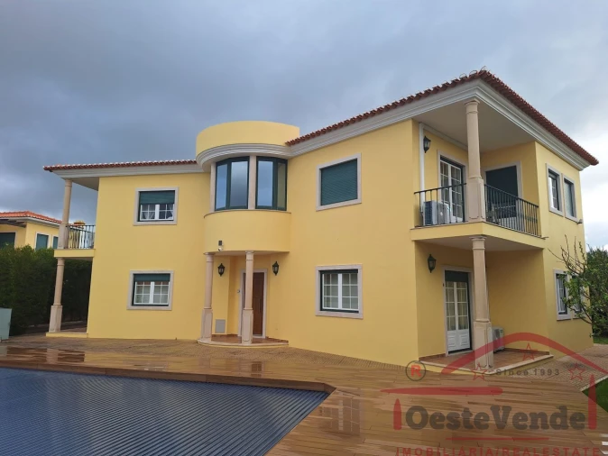 Moradia T4 para Venda em Cadaval e Pêro Moniz Foto 2