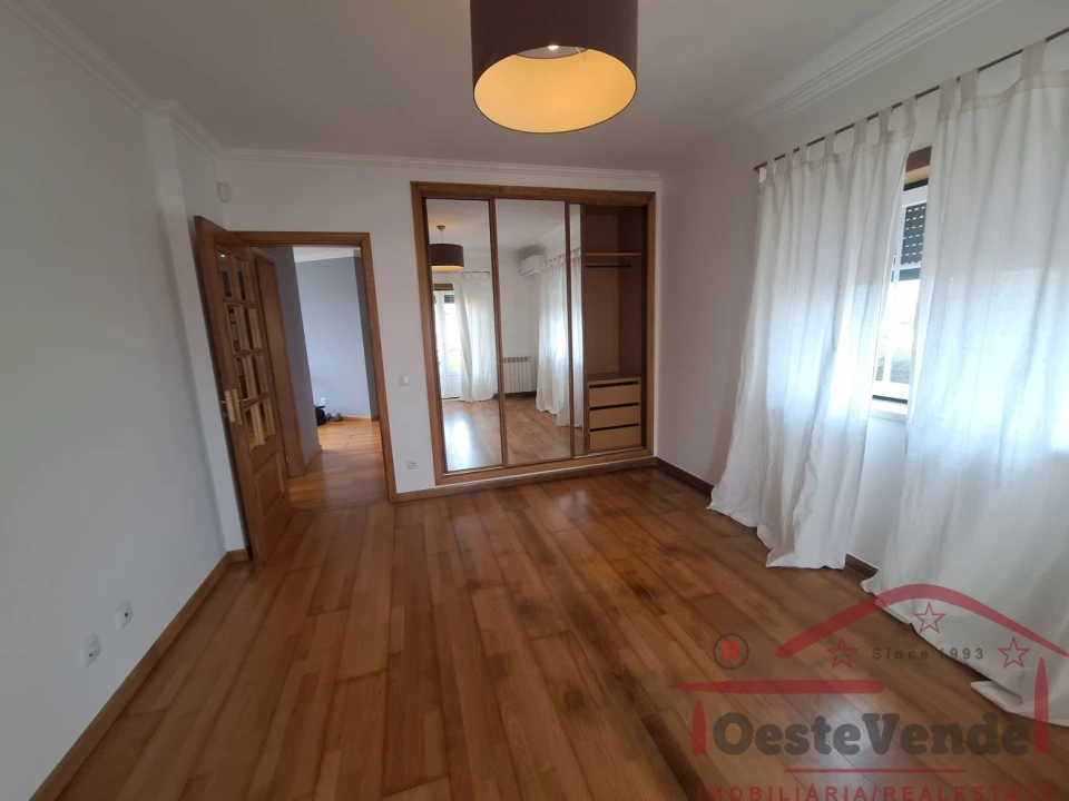 Moradia T4 para Venda em Cadaval e Pêro Moniz Foto 46