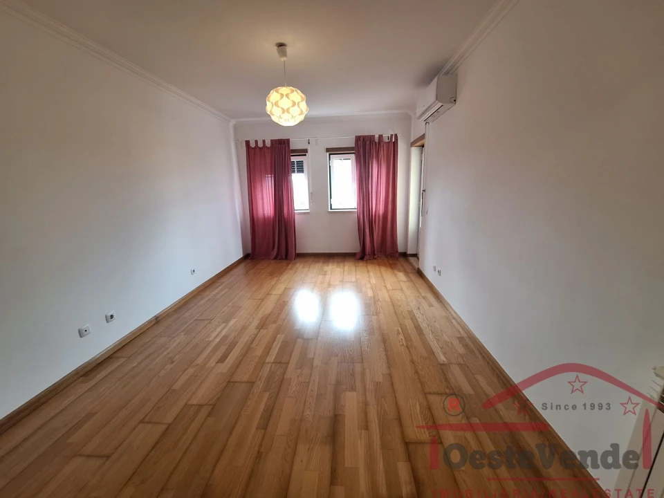 Moradia T4 para Venda em Cadaval e Pêro Moniz Foto 47