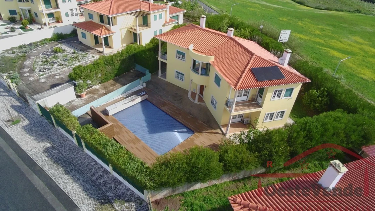 Moradia T4 para Venda em Cadaval e Pêro Moniz Foto 68