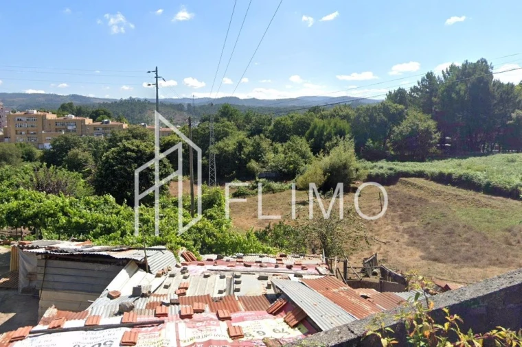 Terreno para Venda em São João da Madeira Foto 10