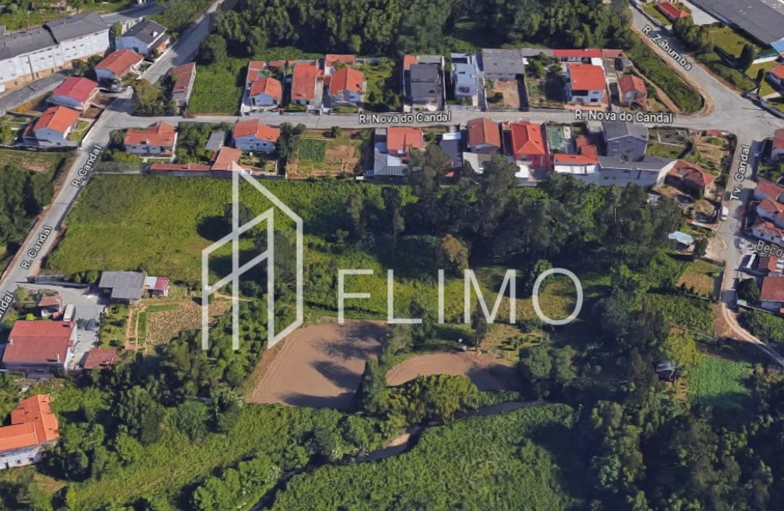 Terreno para Venda em Paços de Brandão Foto 4