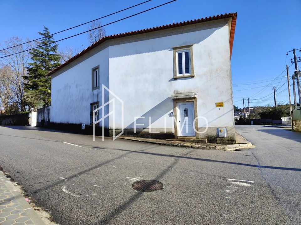 Moradia T6 para Venda em Santa Maria da Feira, Travanca, Sanfins e Espargo Foto 4