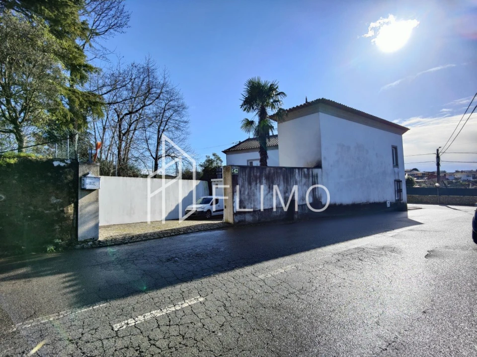 Moradia T6 para Venda em Santa Maria da Feira, Travanca, Sanfins e Espargo Foto 8