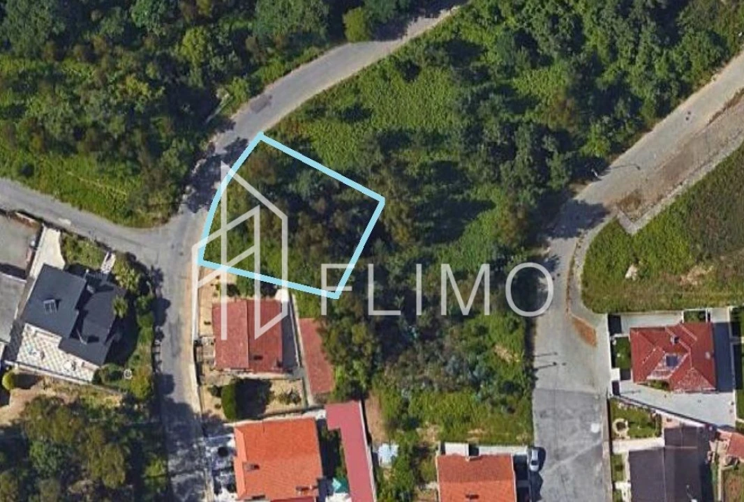 Terreno para Venda em Lobão, Gião, Louredo e Guisande Foto 1