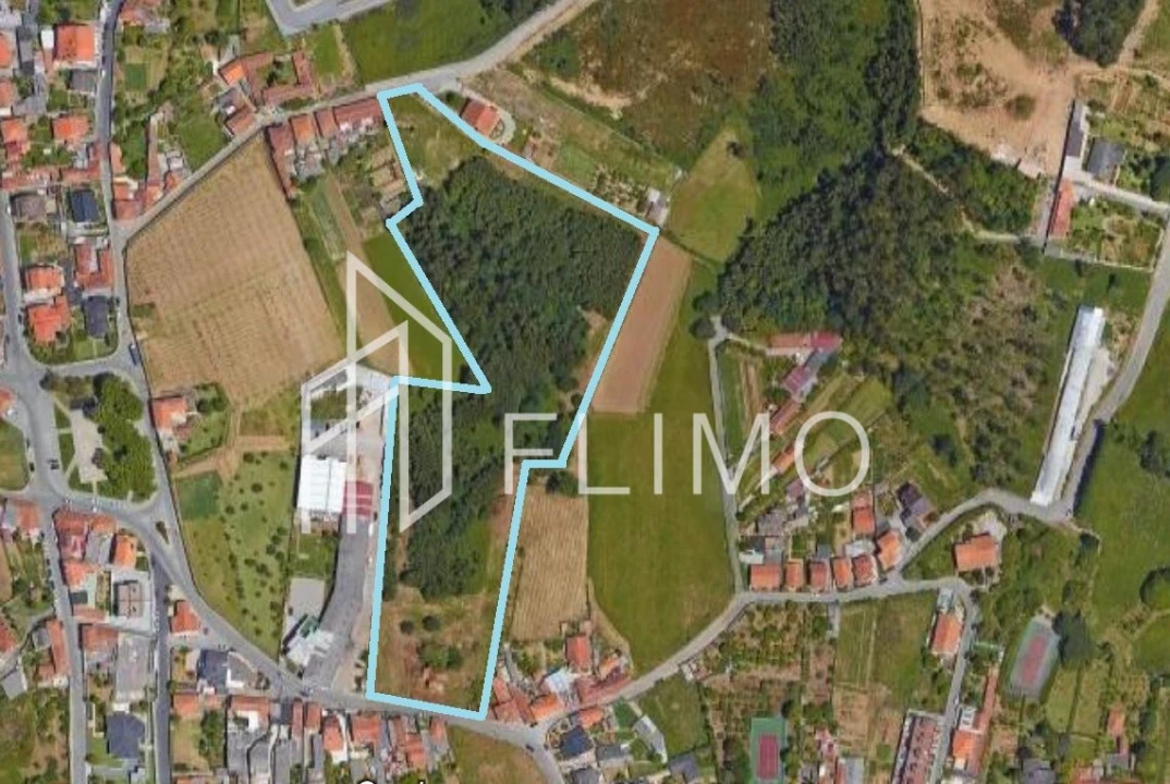 Terreno para Venda em Grijó e Sermonde Foto 1