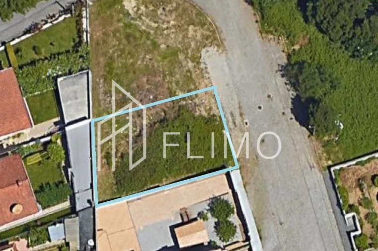 Terreno para Venda em Arrifana Foto 1