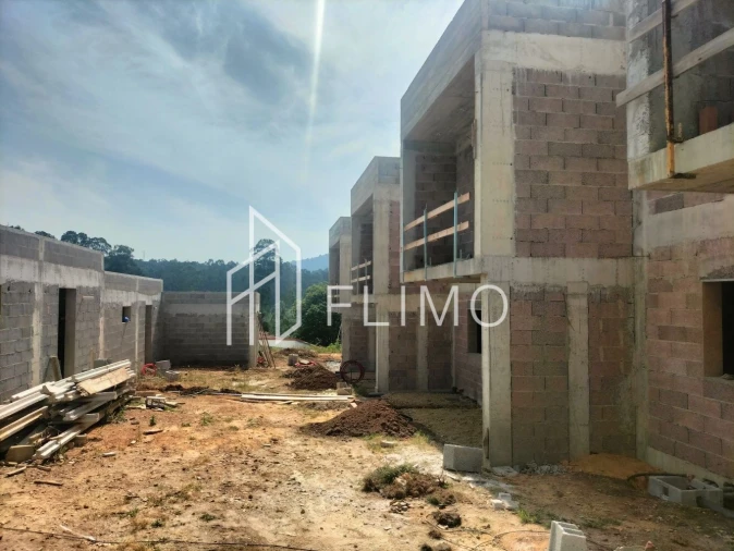 Moradia T3 para Venda em Nogueira do Cravo e Pindelo Foto 9