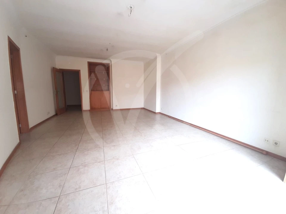 Apartamento T1 para Venda em Aver-O-Mar, Amorim e Terroso Foto 3