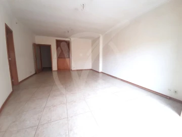 Apartamento T1 para Venda em Aver-O-Mar, Amorim e Terroso
