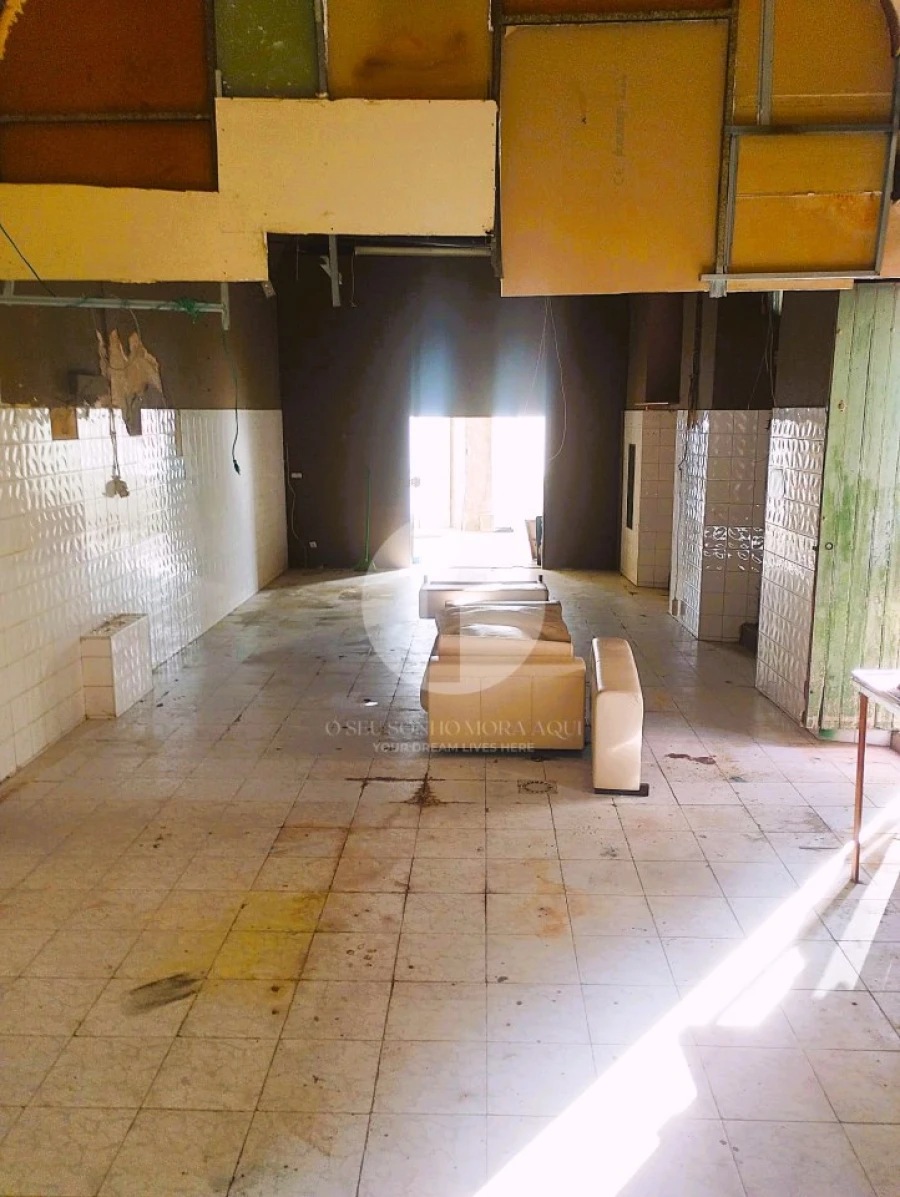 Loja para Venda em Olhão Foto 13