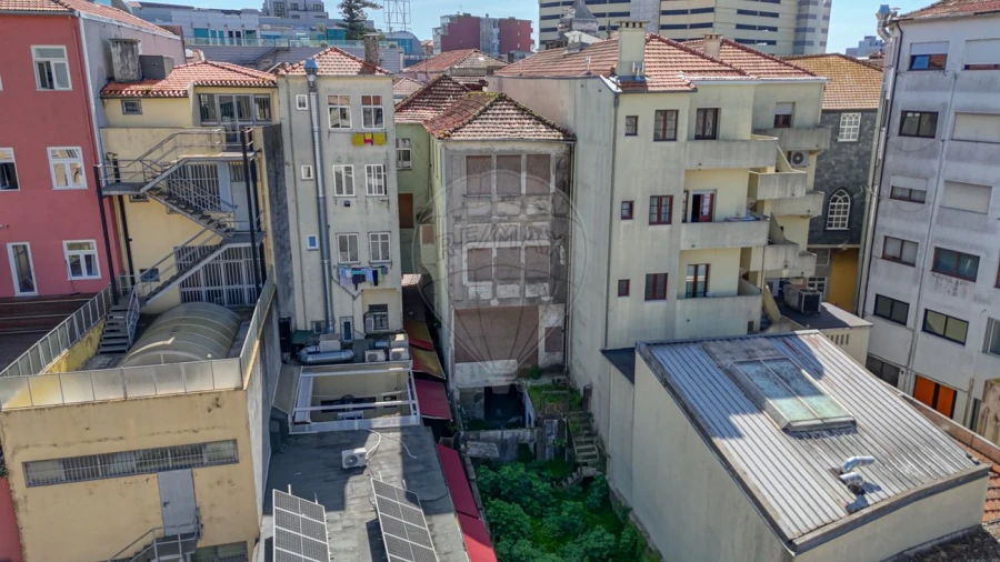Prédio para Venda em Cedofeita, Santo Ildefonso, Sé, Miragaia, São Nicolau e Vitória Foto 3