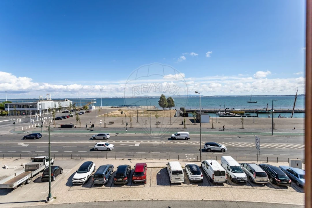 Apartamento T2 para Venda em Santa Maria Maior Foto 11