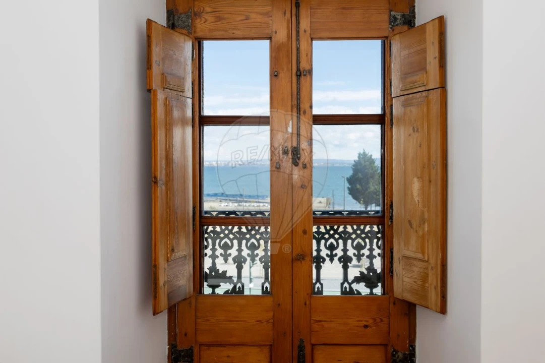 Apartamento T2 para Venda em Santa Maria Maior Foto 10