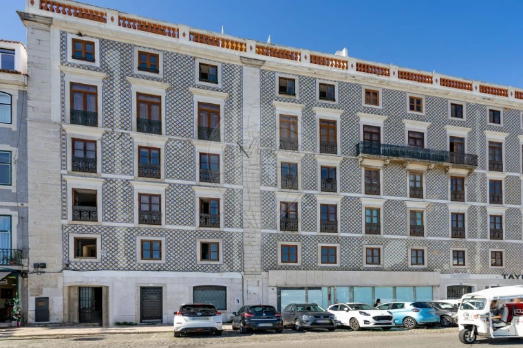 Apartamento T2 para Venda em Santa Maria Maior Foto 2