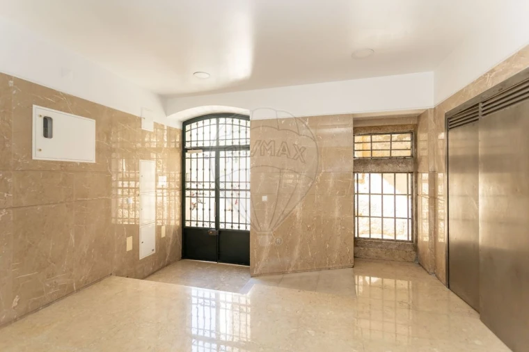 Apartamento T2 para Venda em Santa Maria Maior Foto 34