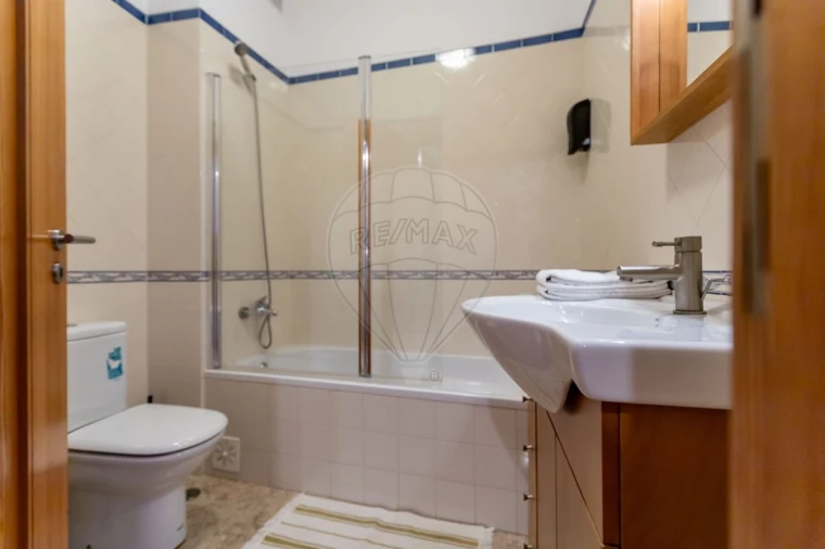 Apartamento T2 para Venda em Santa Maria Maior Foto 23